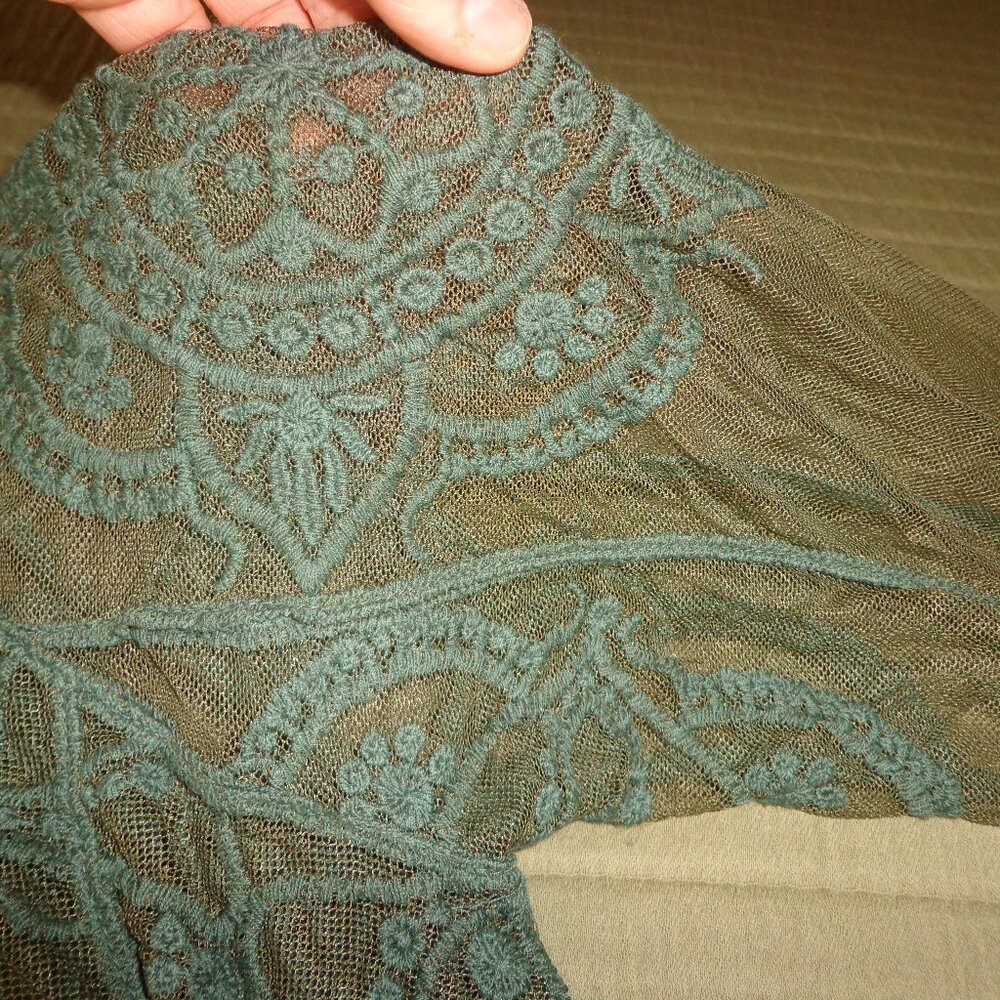 NWOT Indigo Thread Co. Sheer Embroidery Boho Open Duster XS Green  Long Sleeves - Picture 8 of 16